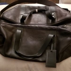 Vintage Coach Leatherware Duffle Traveler